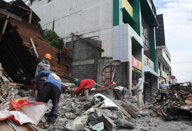 7.8 Magnitude Earthquake Kills 19 and Injures 200 in the Philippines — Buildings Collapse, Tsunami Hits Coast, Children Flee Schools in Terror