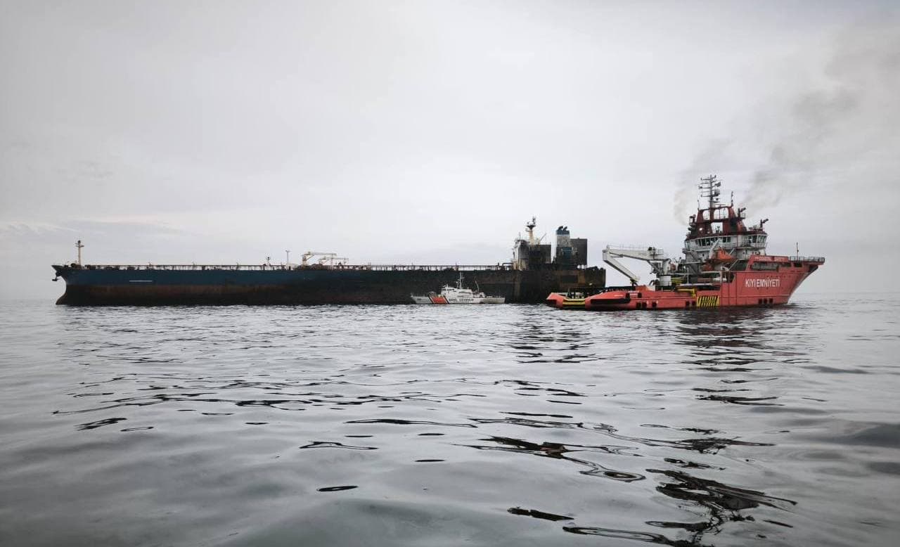 Ukraine Strikes 3 Stavropol Oil Depots and 3 Shadow Fleet Tankers in a Single Night — Zelensky: "This War Must End"